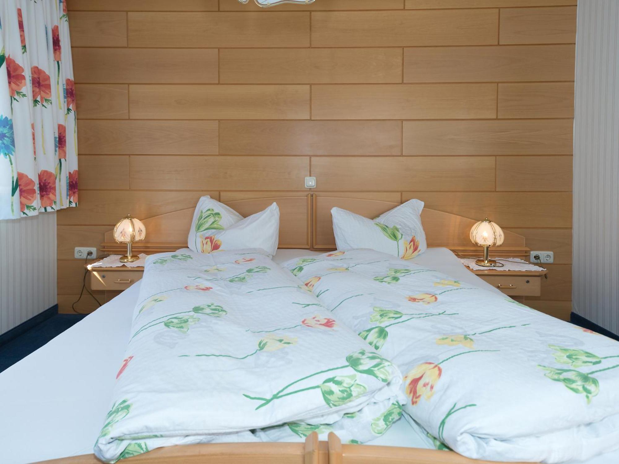 Haus Margrith Alpenblick Appartements Damuels Rom bilde